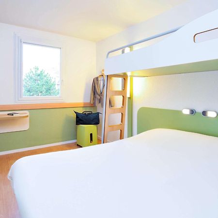 Ibis Budget Lille Gares Vieux-Лил Екстериор снимка